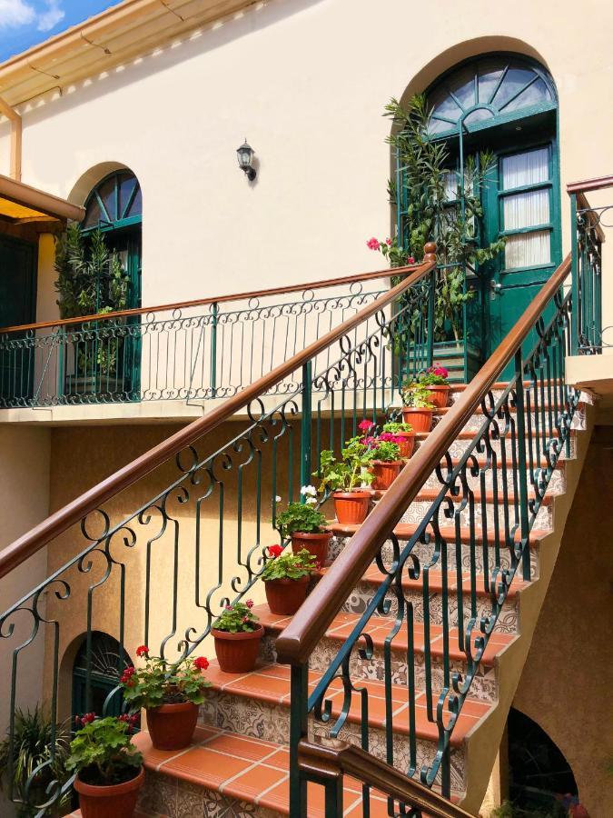 Готель Casona Gloria Таріха Екстер'єр фото